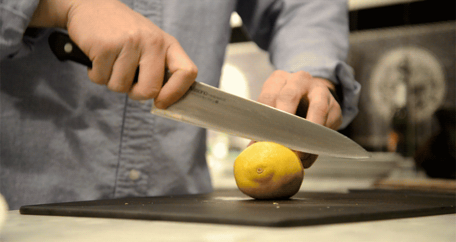 Something, Gifs, Tutorial, Eat, Giphy, Things, Half, Through, Chinese, Easy, Cutting, Ways, Squeeze, Lemon, Essential, Knife, Cook, Skills, Cut, Mission, Juice