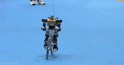 Cycling Robot Says Hi #1