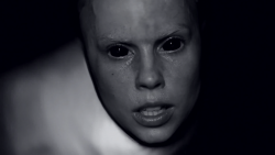 Yolandi #4